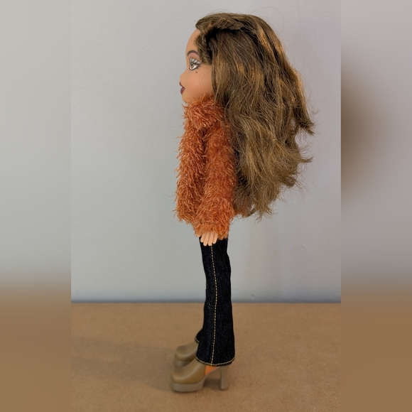 Bratz | 2001 MGA Bratz Yasmin Xpress It Doll - Picture 3 of 12